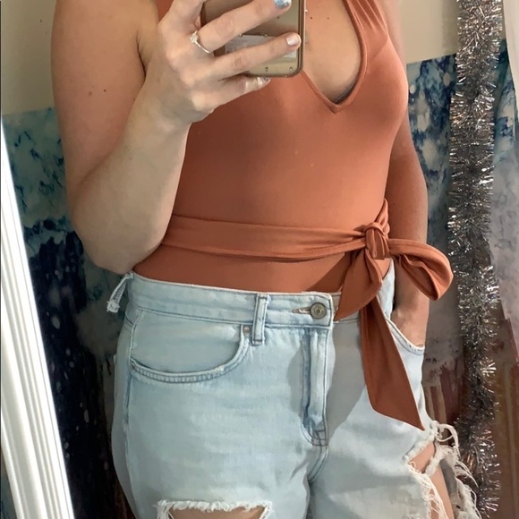 Forever 21 Rust Brown Sateen Tie Waist Bodysuit - Picture 7 of 8